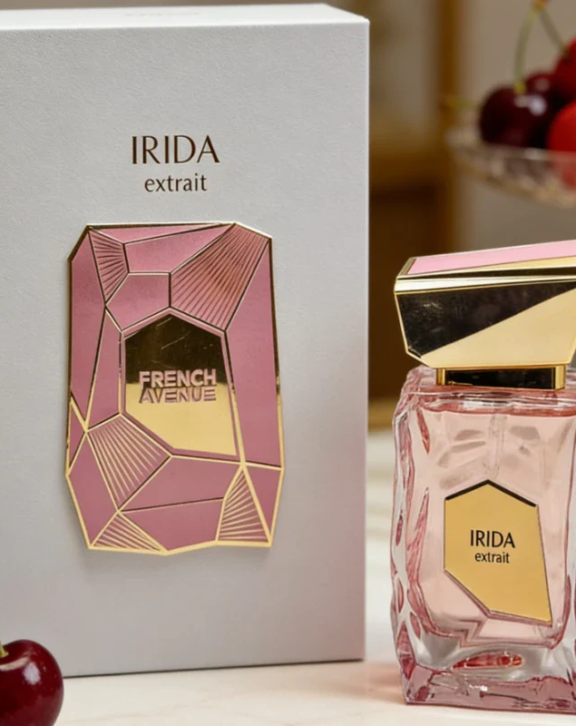 Floral, Fruity, Gourmand, Romantic, Feminine, Peach, Lychee, Rose, Jasmine, Peony, Vanilla, Musk, Soft, Elegant, Luminous, Sophisticated