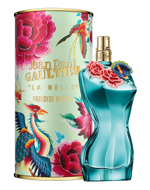 Pear, Bergamot, Saffron, Jasmine, Rose, Orange Blossom, Vanilla, Sandalwood, Musk, Floral, Fruity, Warm, Sweet, Sensual, Elegant, Feminine