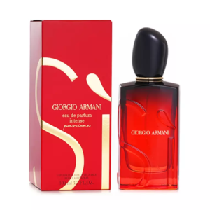 Sì Passione, Giorgio Armani, women's fragrance, floral fruity, fruity fragrance, pear, black currant, pink pepper, rose, jasmine, pineapple, vanilla, cedar, patchouli, amberwood, feminine fragrance