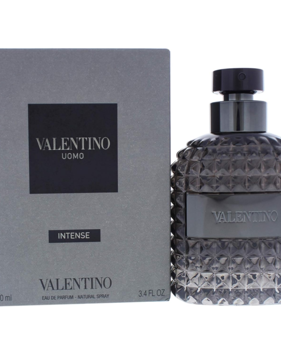 Valentino Uomo Born in Roma Rockstud Noir, Rockstud Noir, Valentino Uomo, Valentino men's fragrance, men's perfume, men's cologne, Aromatic Spicy, aromatic fragrance, spicy perfume, bergamot, pink pepper, sage, jasmine sambac, cedar, amber, vanilla, Guillaume Flavigny, luxury men's fragrance, sophisticated cologne, masculine fragrance, woody fragrance, warm fragrance, elegant perfume, 2024 fragrance, Valentino Beauty, Born in Roma, Rockstud fragrance