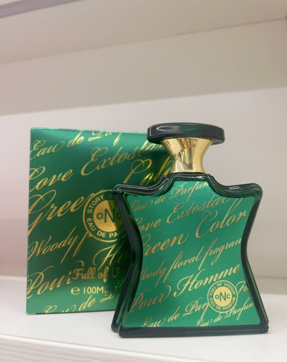 Green Color, Pour Homme, Men, Woody, Floral, Citrus, Fresh, Bergamot, Pineapple, Lavender, Cedarwood, Sandalwood, Amber